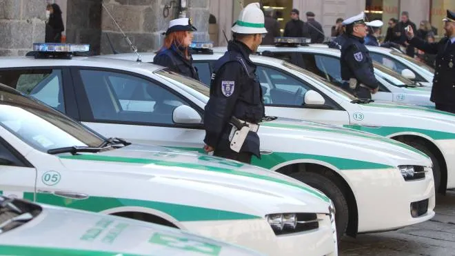 Agenti della Polizia locale di Monza