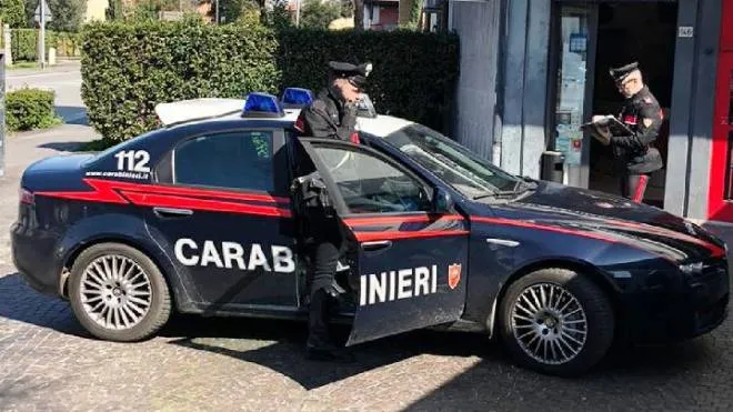 Carabinieri radiomobile desenzano del garda brescia