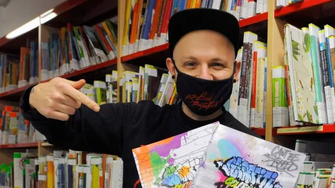 Marco Zanghi mostra due “Graffiti Sketch Book“ da lui immaginati e creati