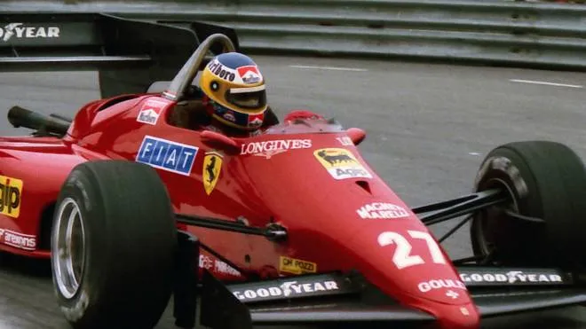 Michele Alboreto, alla guida della Ferrari durante il gran premio di Monza