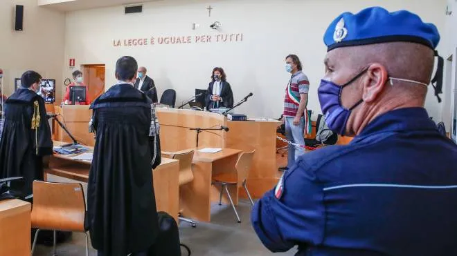 Pesaro,nuove procedure anti covid in tribunale