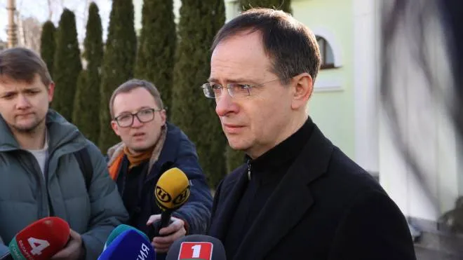 A handout picture made available by Belta news agency shows the head of the Russian delegation, presidential aide Vladimir Medinsky (R) speaking with journalists before talks with the Ukrainian delegation, outside Rumyantsev-Paskevich Palace in Grodno, Belarus, 28 February 2022. Russian troops entered Ukraine on 24 February prompting the country's president to declare martial law and triggering a series of announcements by Western countries to impose severe economic sanctions on Russia. ANSA/BELTA HANDOUT  HANDOUT EDITORIAL USE ONLY/NO SALES
