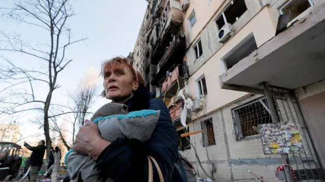 Bombardamenti su Kiev