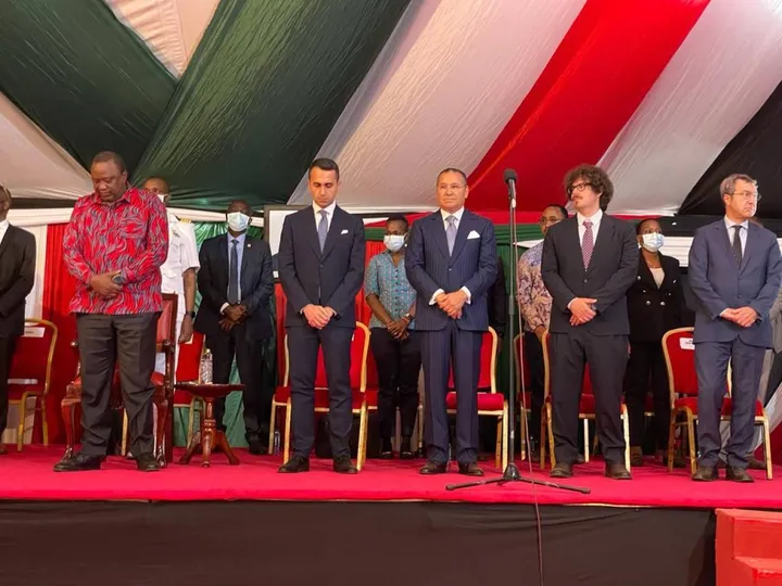 Da sinistra il presidente keniano Kenyatta, il ministro degli Esteri Luigi Di Maio, i vicepresidenti del GSD Ghribi e Rotelli e l’ambasciatore italiano Alberto Pieri