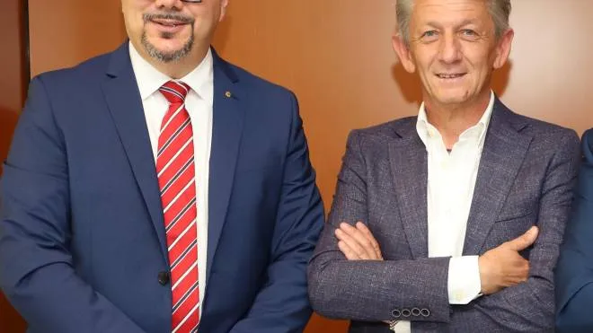 Il neo-direttore della Bcc Roberto Solbiati con il presidente Roberto Scazzosi