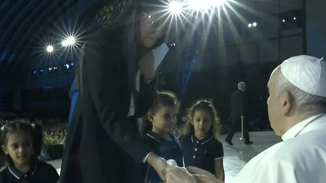 Zakia Seddiki con le figlie dal Papa