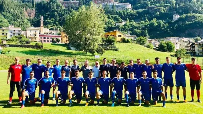 Un’immagine della Pro Patria la formazione calcistica di Serie C torna a prepararsi a Sondalo