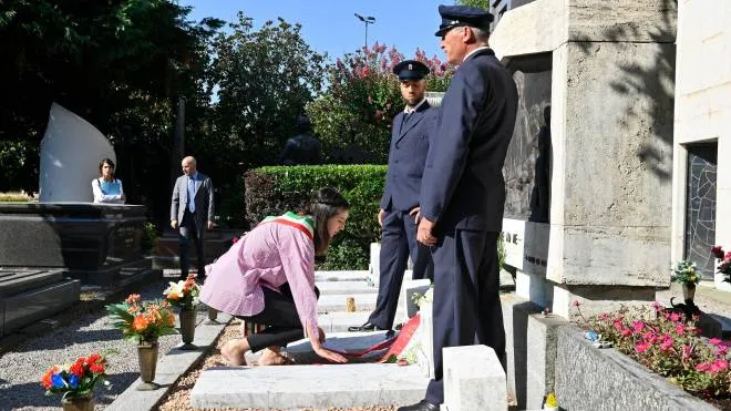  A 75 anni dalla tragedia di Albenga, il Comune di 
Milano ricorda le 44 piccole vittime dell'affondamento della motonave 'Annamaria'.