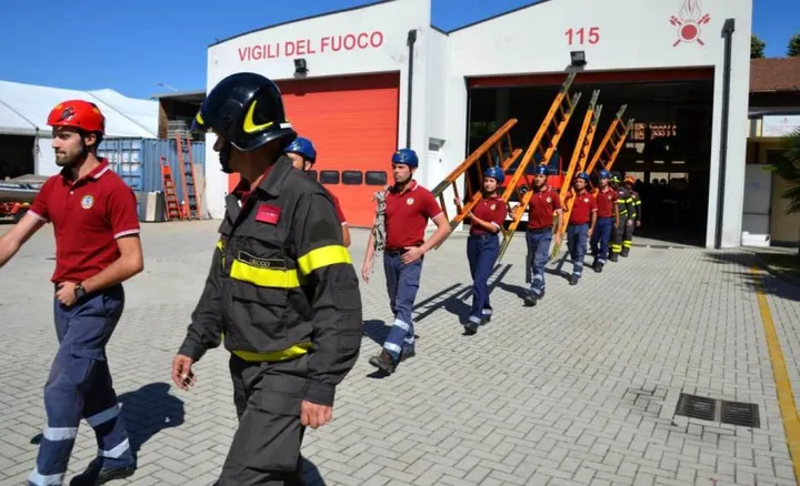 Il distaccamento di Merate dei Vigili del fuoco volontari durante un’esercitazione