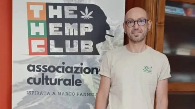Raffaello D’Ambrosio, presidente di “The Hemp Club“ in via Brusuglio