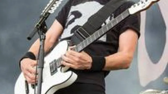 Joe Duplantier, leader dei Gojira, la metal band francese che domenica si esibirà al Carroponte