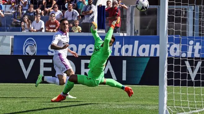 Cremonese's Emanuele Valeri scores a goal during the Italian Serie A soccer match Atalanta BC vs US Cremonese at the Gewiss Stadium in Bergamo, Italy, 11 September 2022.
ANSA/PAOLO MAGNI