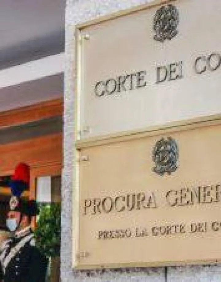 I giudici della Corte dei Conti hanno messo sotto accusa l’inerzia dei funzionari del Ministero che non hanno preteso la restituzione dei soldi pubblici