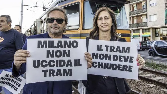 Linea tranviaria Milano-Limbiate: presidio al capolinea M3 Comasina
