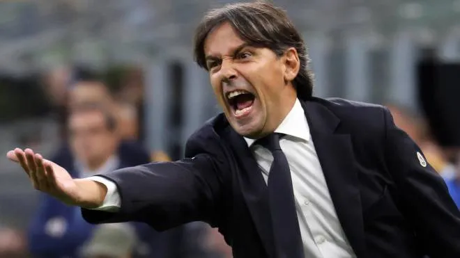 Inter Milan�?s coach Simone Inzaghi reacts during the Italian serie A soccer match between FC Inter  and As Roma  Giuseppe Meazza stadium in Milan, 1 October 2022.
ANSA / MATTEO BAZZI