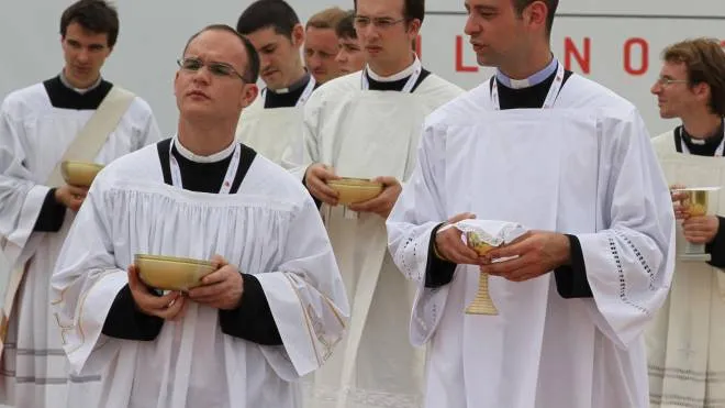 Nel 2011, quando il cardinale Angelo Scola iniziò il suo ministero a Milano,. i preti della Diocesi erano 2.000