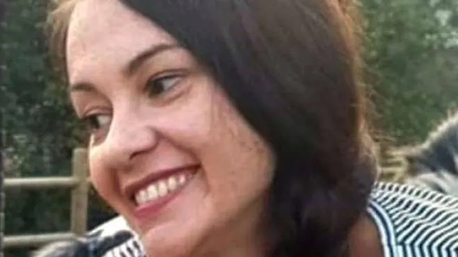 Sabrina Beccalli morì a Ferragosto 2020 in una casa di via Porto Franco L’amico Alessandro Pasini era con lei