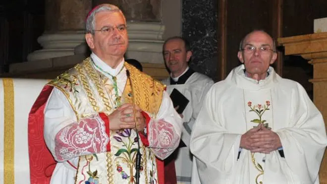 Monsignor Francesco Beschi, vescovo di Bergamo, ha accusato un malore