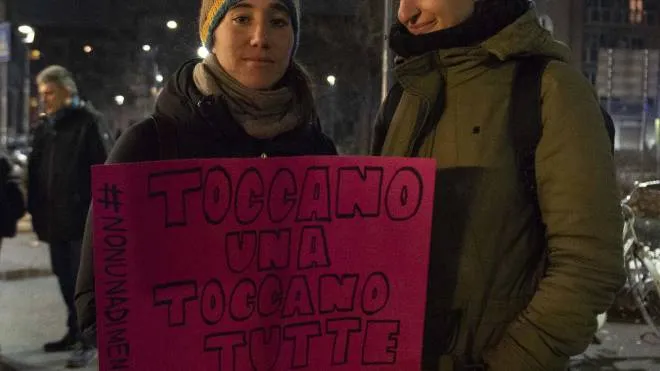 Manifestazione a Milano contro la violenza sulle donne