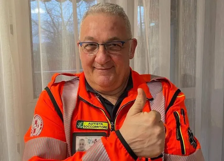 Maurizio Riboni, il novatese che usa il suo tempo libero per aiutare gli altri «Sono 11 anni che mi rendo disponibile per il turno in ambulanza la notte di Natale»