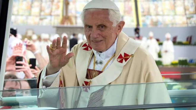Morte papa Benedetto XVI; l'evento del 2012 a Bresso - Per edizione Milano metropoli/redazione online - Foto Spf
