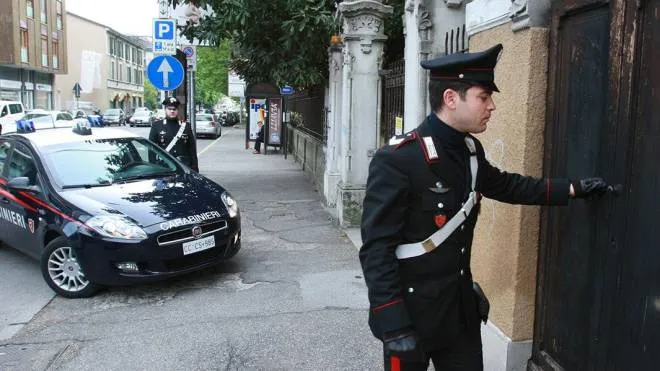 I carabinieri non avevano trovato in casa il giovane condannato ai domiciliari