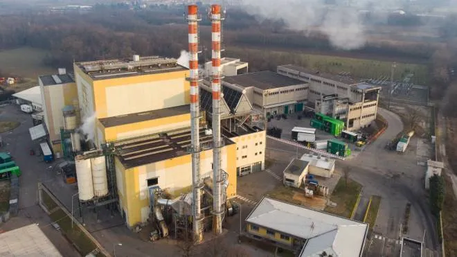 L’impianto di incenerimento dei rifiuti è stato gestito per anni dalla spa Accam oggi Neutalia srl Busto Arsizio è socio al 33% tramite Agesp spa