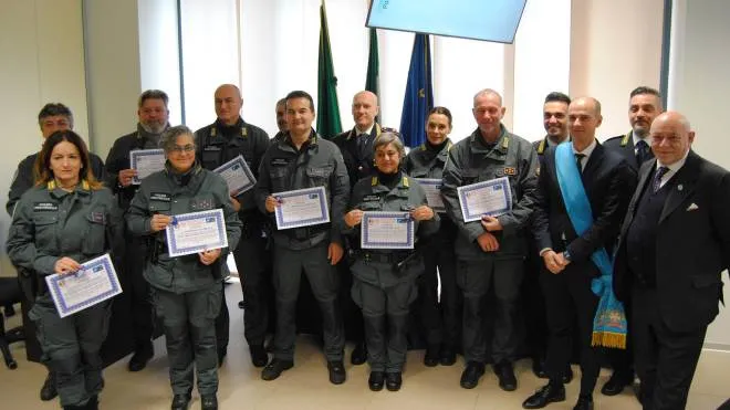 Gli agenti della polizia provinciale premiati in occasione della festa di San Sebastiano
