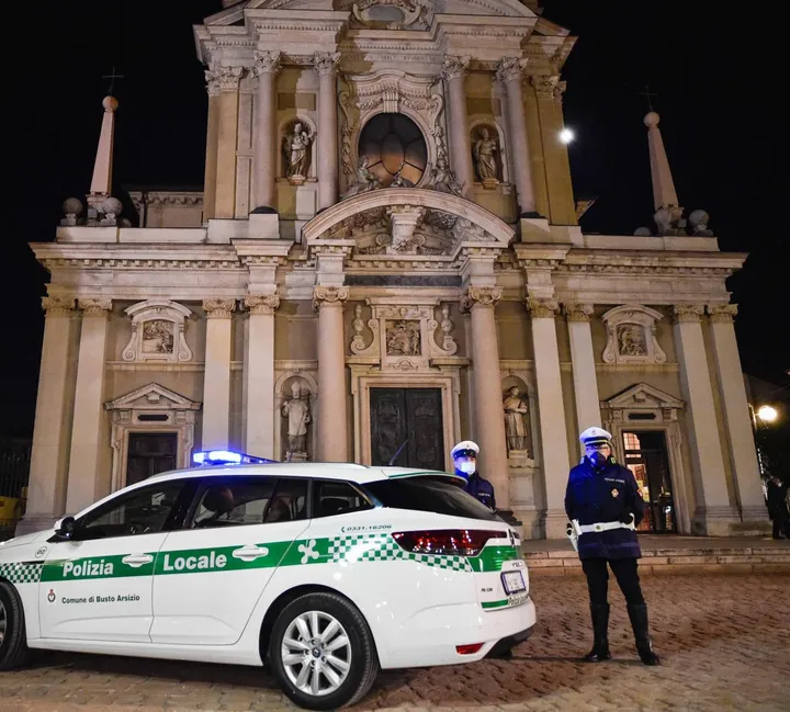 Ieri la Polizia locale di Busto Arsizio ha festeggiato il. patrono San Sebastiano e premiato i suoi agenti