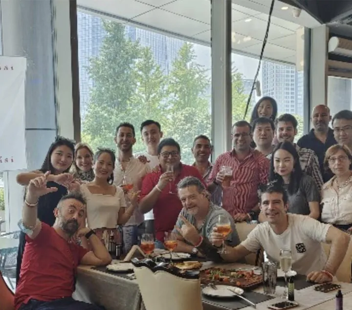 I tifosi del Monza Club Shanghai: la passione per i biancorossi in Estremo Oriente