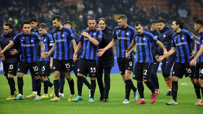 Fc Inter�s players jubilate after winning  the Italy Cup quarter finals soccer match between Fc Inter  and Atalanta at Giuseppe Meazza stadium in Milan, Italy, 31 January  2023.
ANSA / MATTEO BAZZI