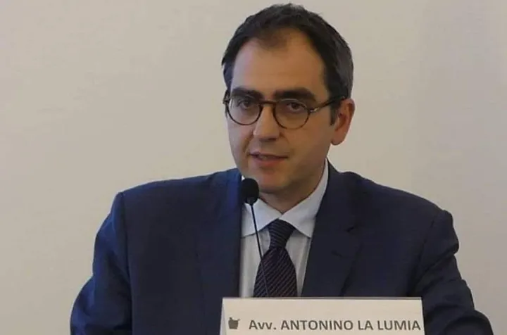 Antonino La Lumia, 44 anni, è il nuovo presidente dell’Ordine degli Avvocati di Milano: la sua lista ha trionfato alle elezioni