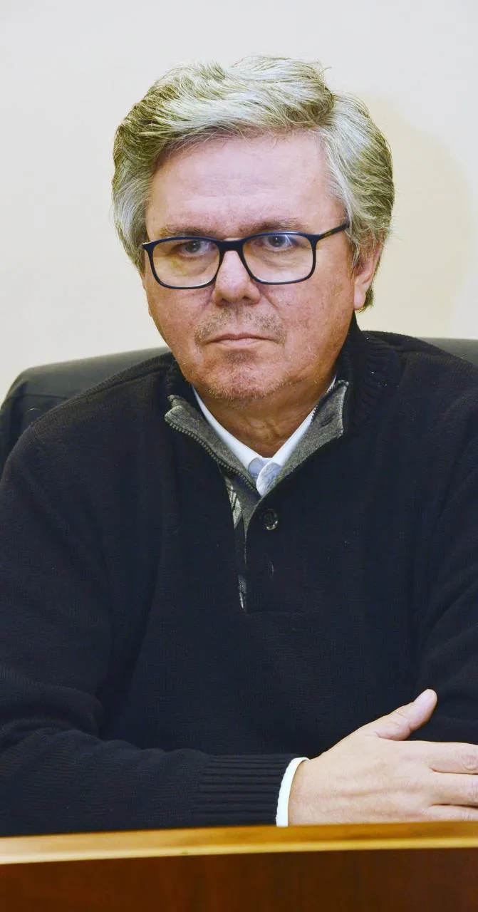 Il sindaco Maurizio Villa: la frattura è nata dopo i voti contrari al bilancio di tre consiglieri della maggioranza