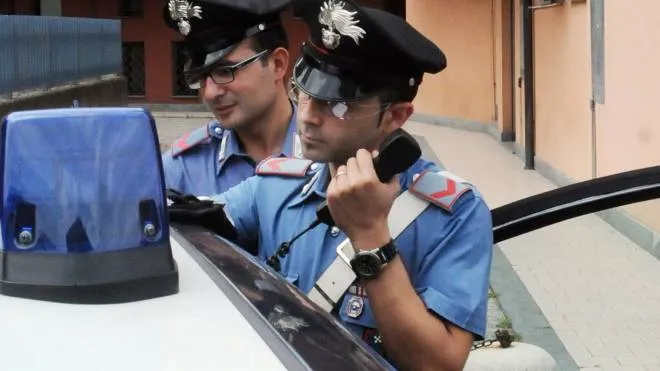 I carabinieri di Paderno hanno individuato l'auto in un parcheggio