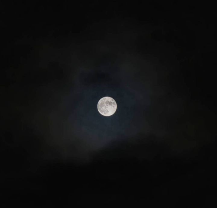 La Superluna vista da Lissone, secondo Shaly On Frame su Instragram