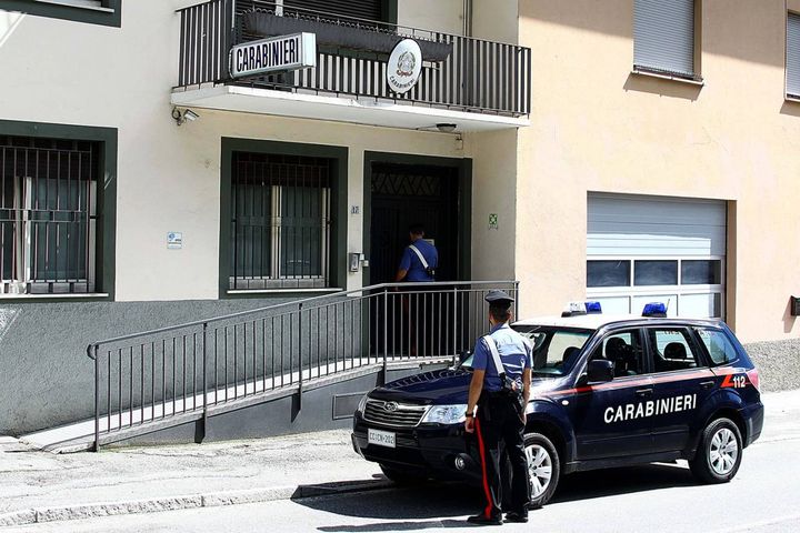 VERSO LA VERITA' Le indagini dei carabinieri sono scattate subito dopo la scoperta del cadavere e il ricovero di Emanuele Casula