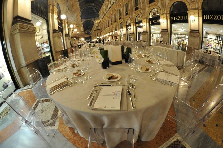 Le cena per i 150 anni della Galleria (Newpress)