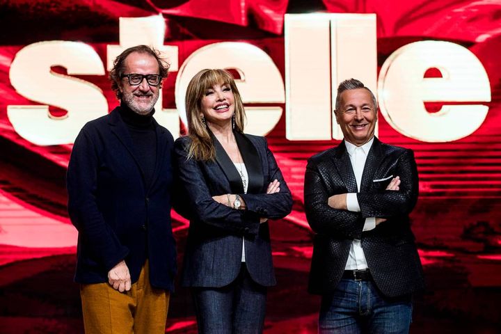 Milly Carlucci e Paolo Belli con il direttore di Rai1 Stefano Coletta