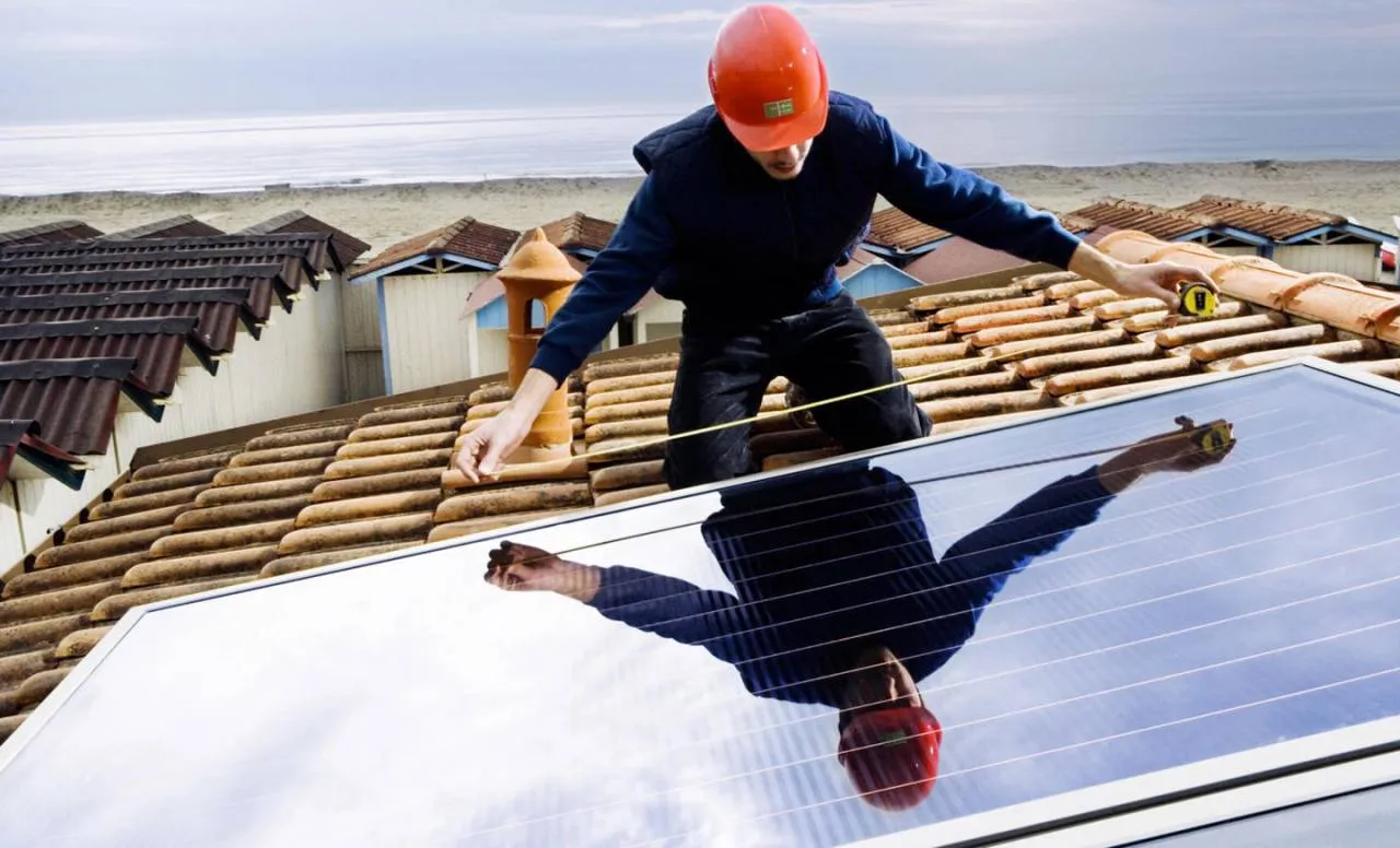 Installazione pannelli solari fotovoltaici