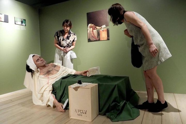 L'installazione Pelù/Marat, l'opera che vede protagonista il rocker 
Piero Pelù presso la Cineteca Milano