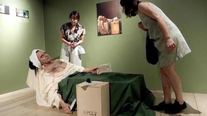 L'installazione Pelù/Marat, l'opera che vede protagonista il rocker 
Piero Pelù presso la Cineteca Milano