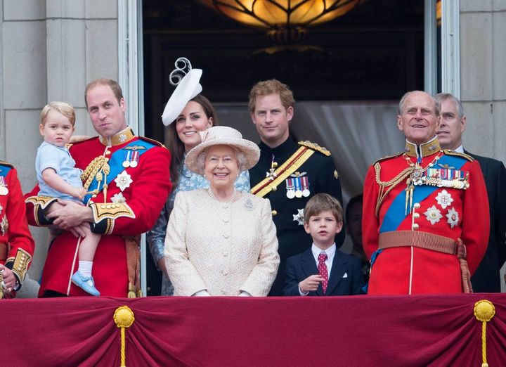La regina con la famiglia riunita, nel 2015
