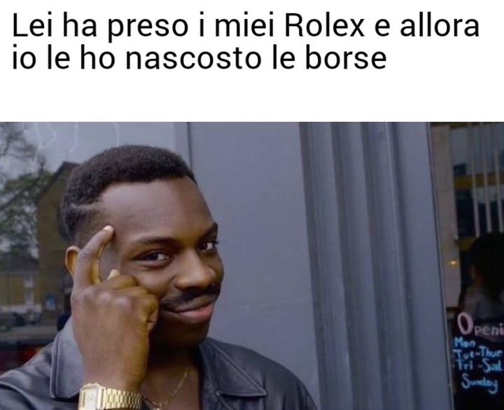 Ancora ironia sulla risposta di Totti al "furto" dei Rolex
