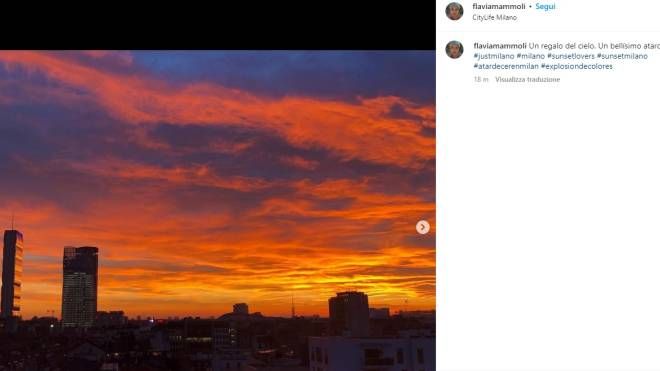 Gli scatti da Instagram del tramonto su Milano
