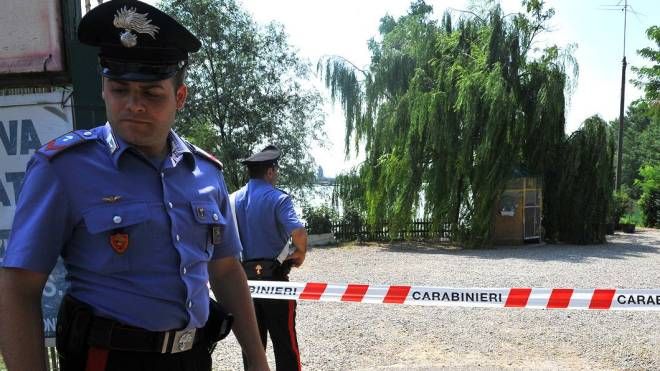 I carabinieri sul luogo del delitto 