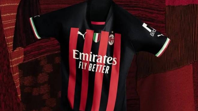 La maglia del Milan per la stagione 2022/2023 (Foto A.C. Milan)