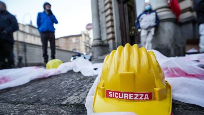 Morti bianche in Italia: i dati 2021 dell'Inail di chi è deceduto sul lavoro