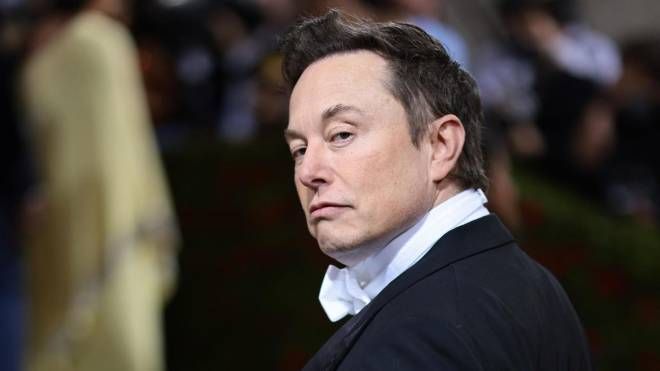 Elon Musk sarà a breve il nuovo padrone di Twitter