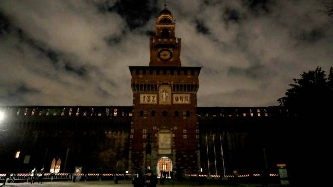 Castello Sforzesco di notte