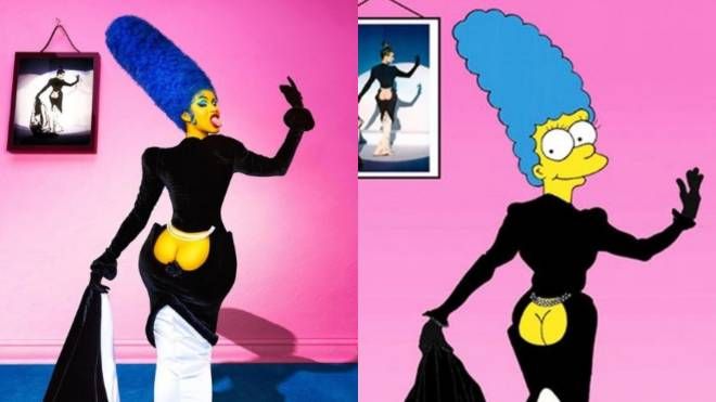 Cardi B insieme all'opera su Marge Simpson 